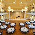 호텔 Dormero Halle 4*