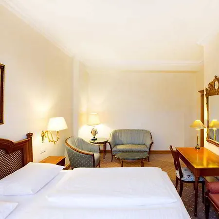 فندق دورميرو هالي 4*